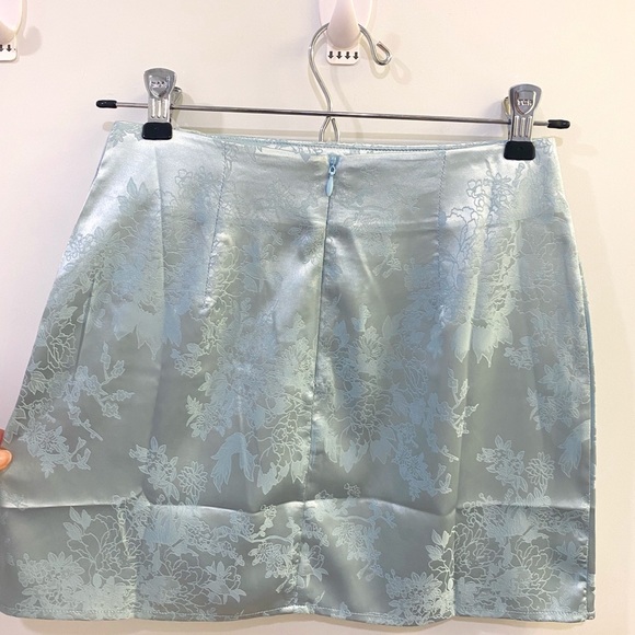 PRINCESS POLLY blue floral silk mini skirt - Picture 4 of 4